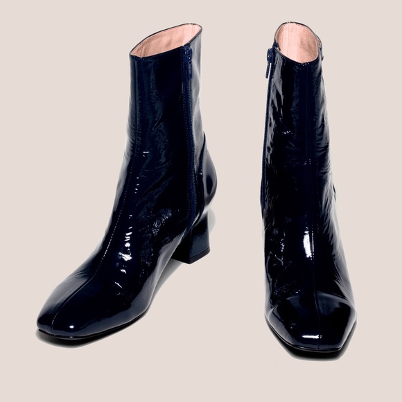 gini and albert Shoes - Wyn Boot in Dark Navy/Ink PatentLeather